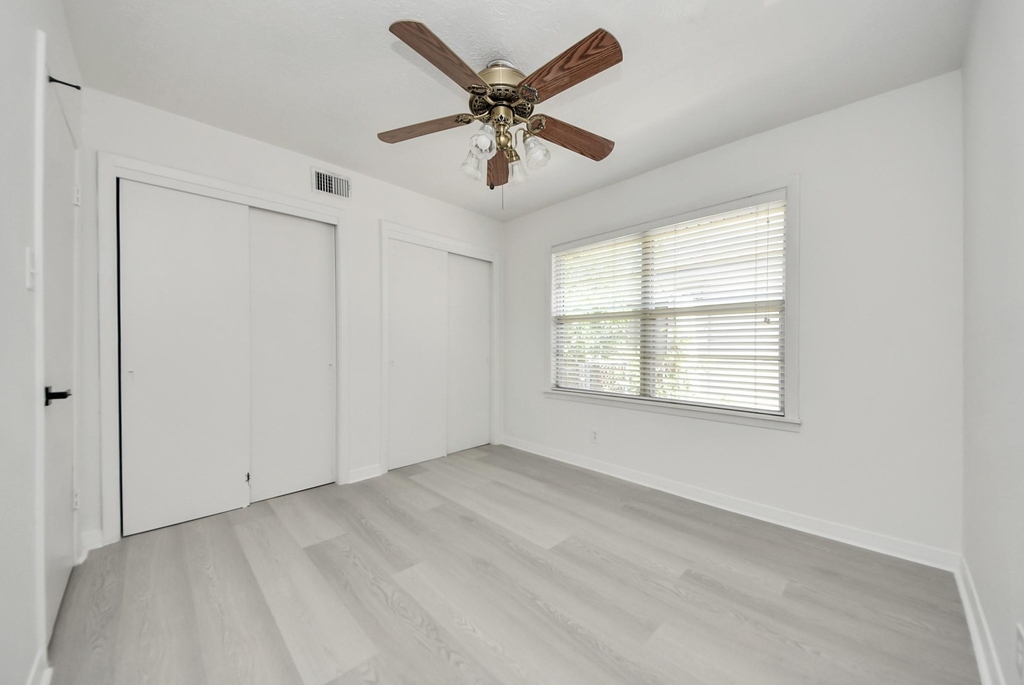 9610 Westview Drive - Photo 29