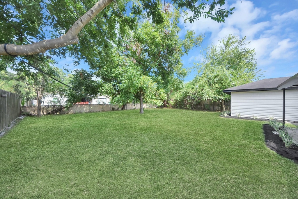 9610 Westview Drive - Photo 38