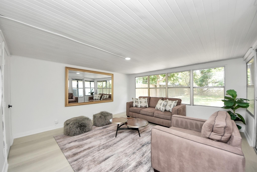 9610 Westview Drive - Photo 17