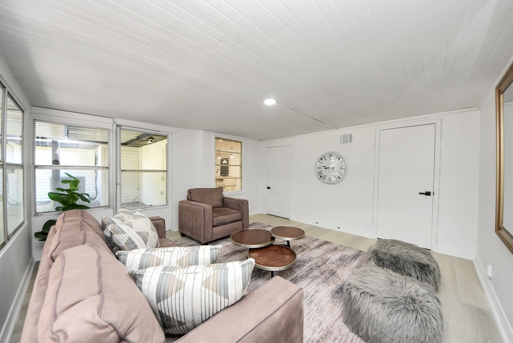 9610 Westview Drive - Photo 25