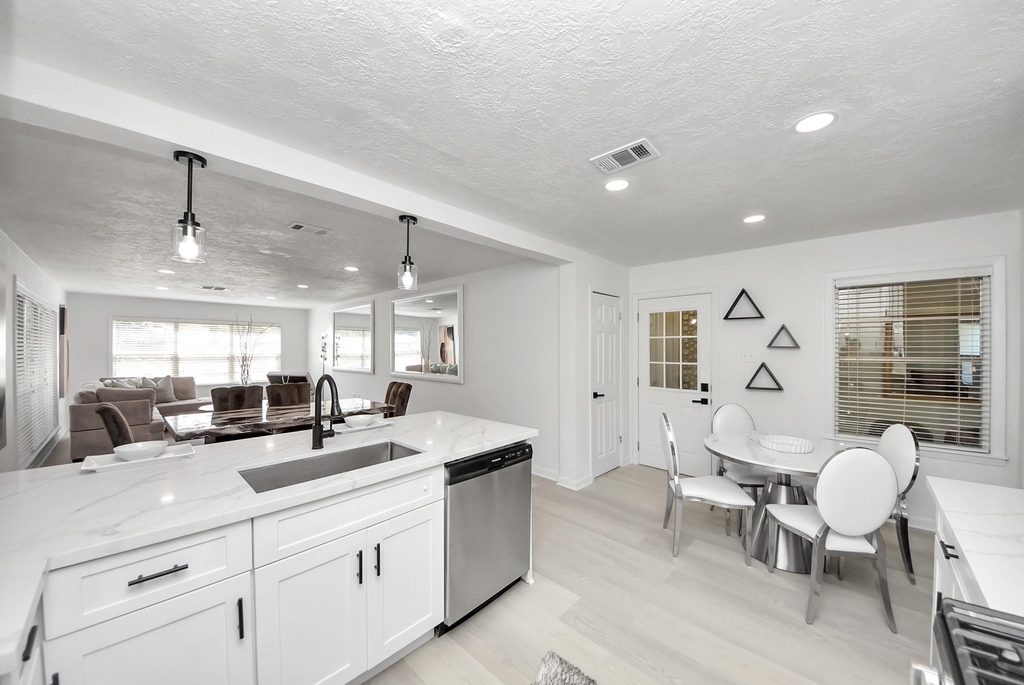 9610 Westview Drive - Photo 22