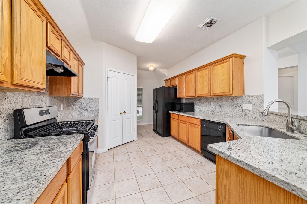 4602 Western Branch Court - Photo 5