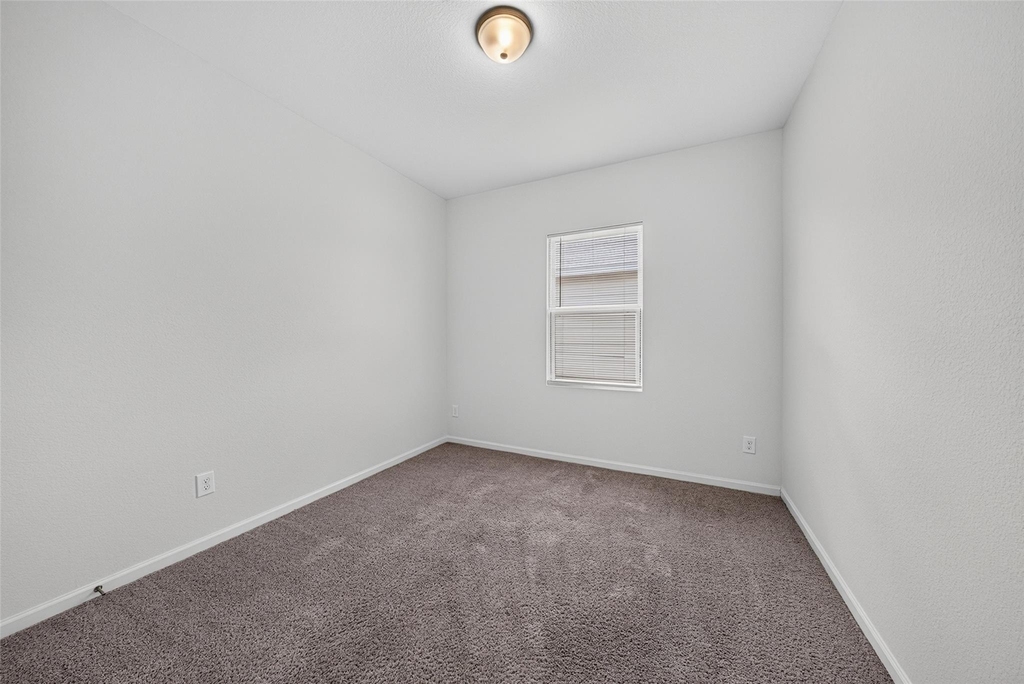 980 Blue Beech Lane - Photo 18