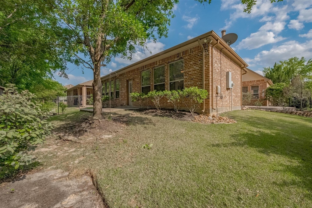 42 Driftdale Place - Photo 44