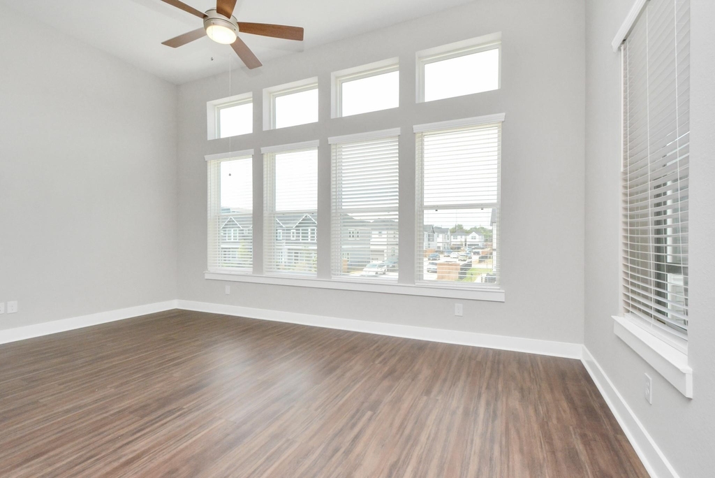 705 Strawberry Pines Court - Photo 27