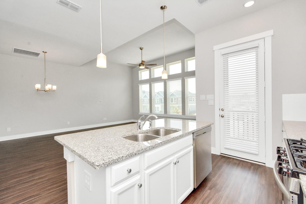 705 Strawberry Pines Court - Photo 6