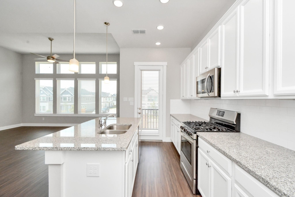 705 Strawberry Pines Court - Photo 8
