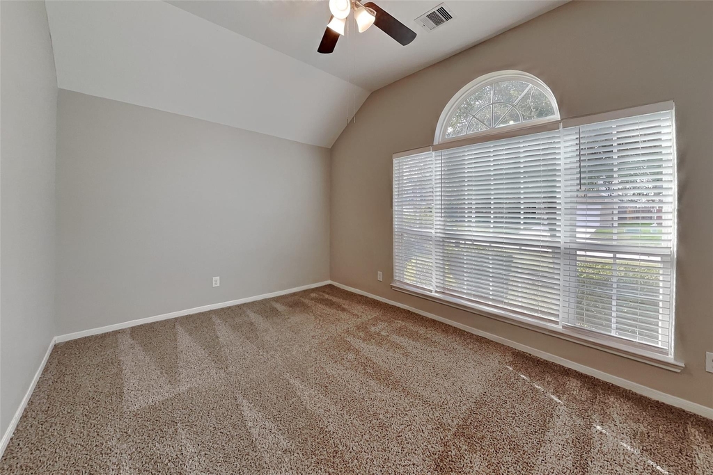 9909 Climbing Tree Street - Photo 10