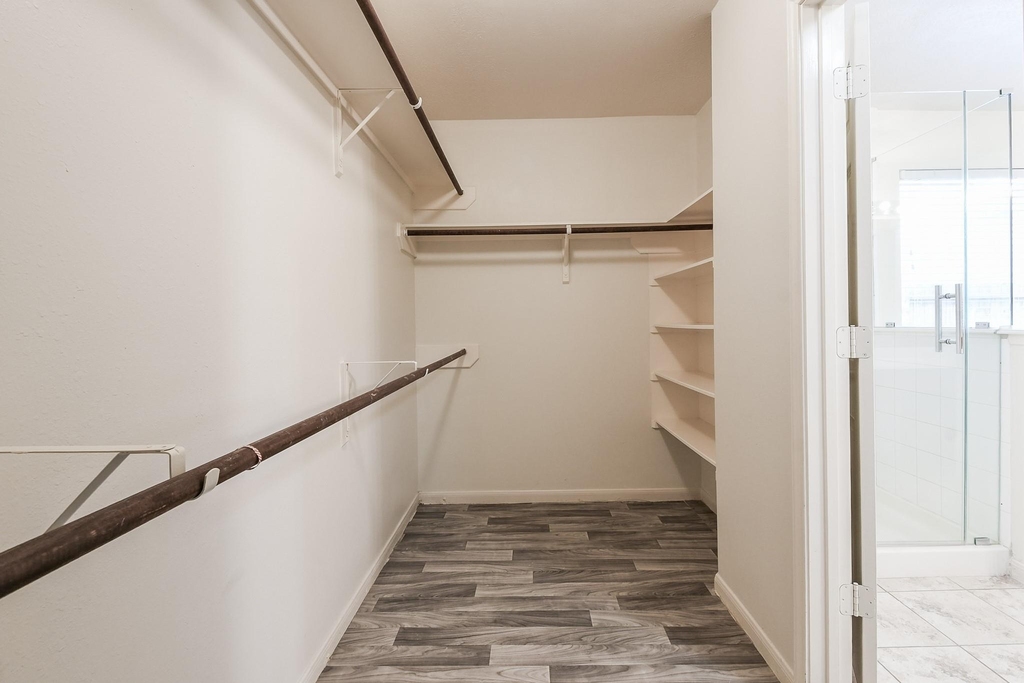 8334 Loetsch Ridge Way - Photo 16