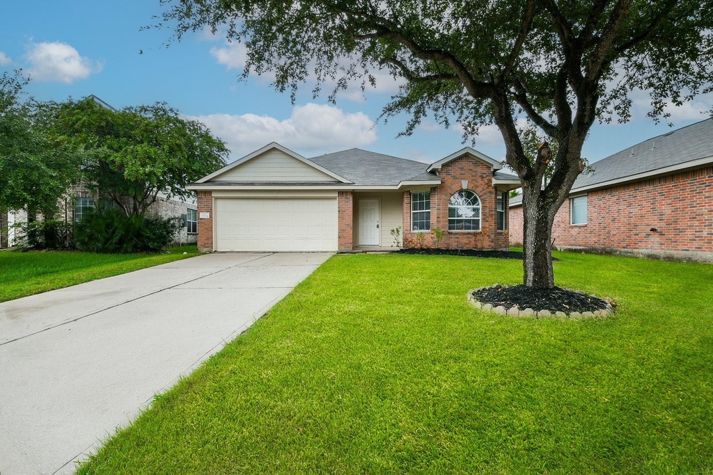 8334 Loetsch Ridge Way - Photo 0