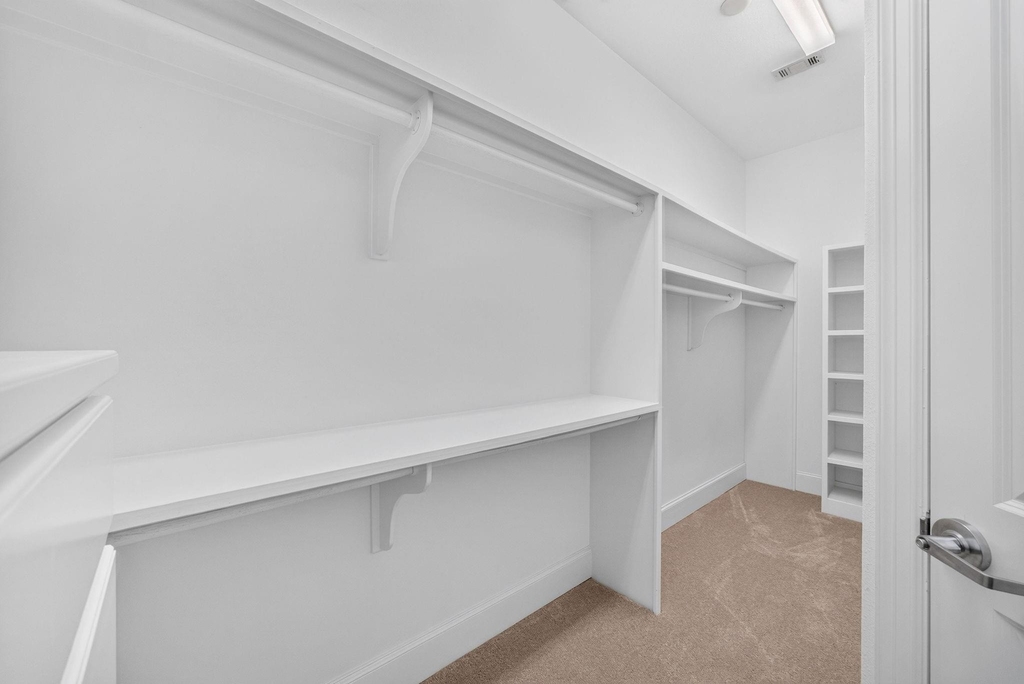2307 Camden Drive - Photo 14