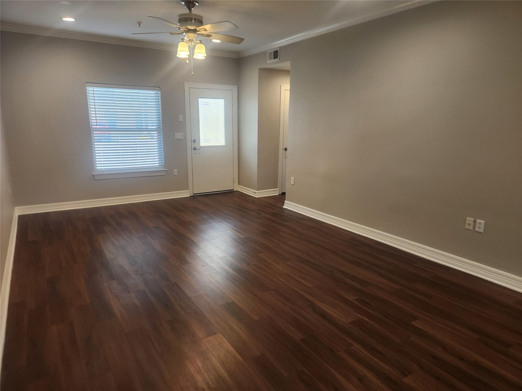 3501 Chenevert Street - Photo 11