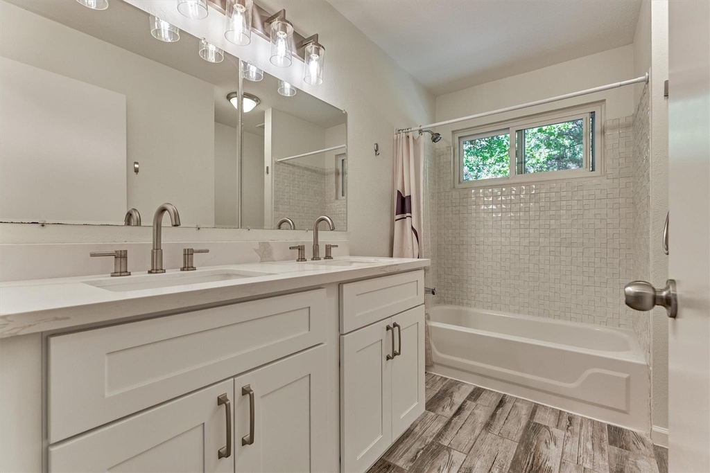 26 Sylvan Forest Drive - Photo 32