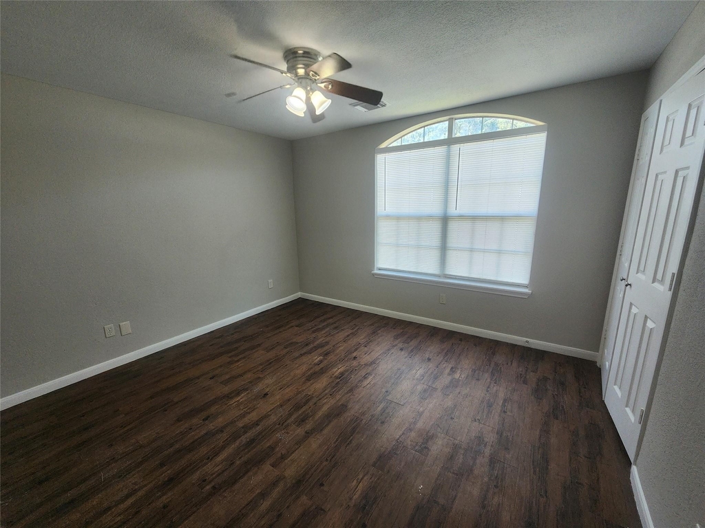 16396 Danika Oak Drive - Photo 11