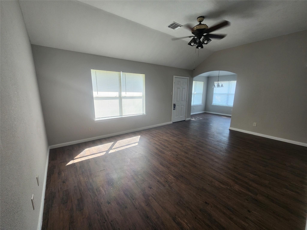 16396 Danika Oak Drive - Photo 8