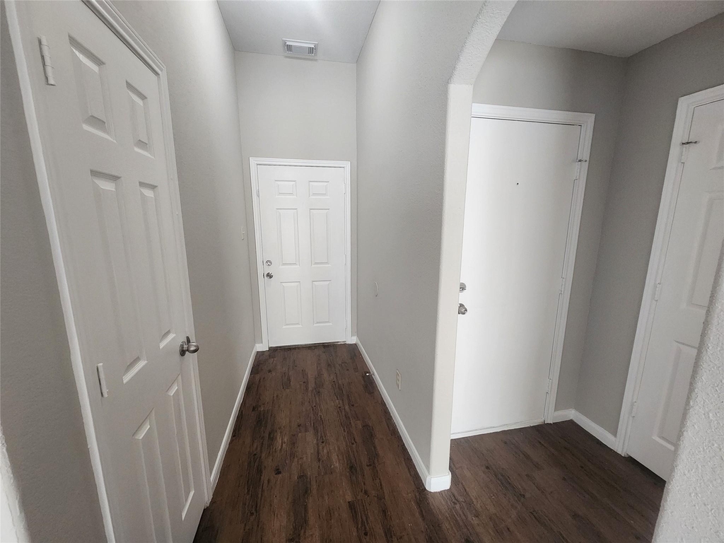 16396 Danika Oak Drive - Photo 3