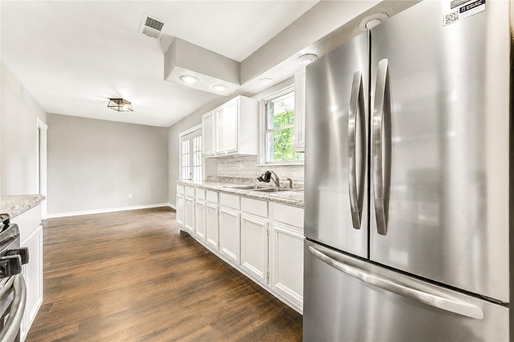 2614 7th Avenue N - Photo 33