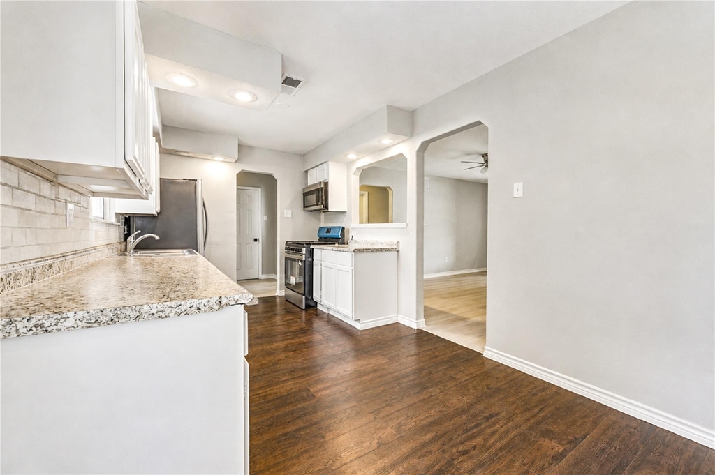 2614 7th Avenue N - Photo 28