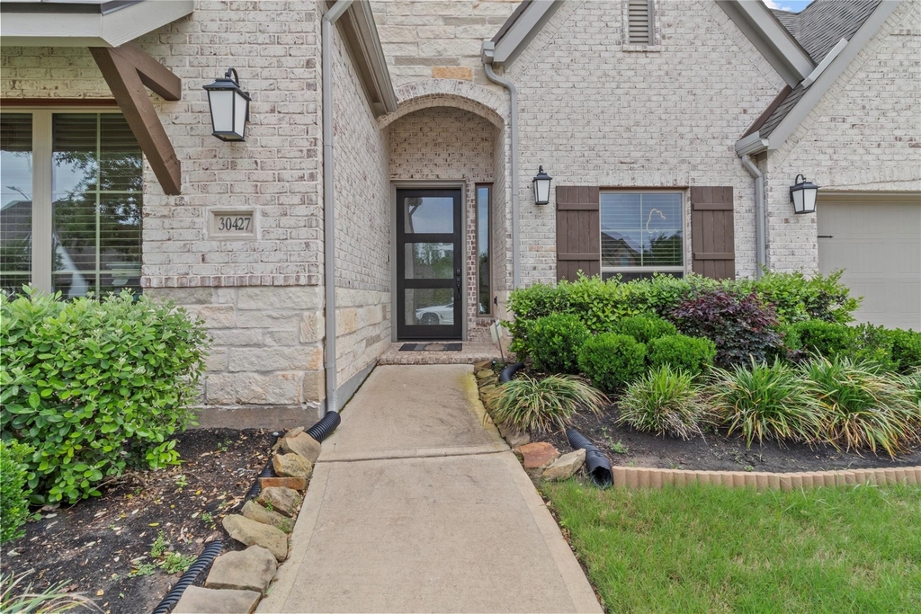 30427 Watershed Way - Photo 2