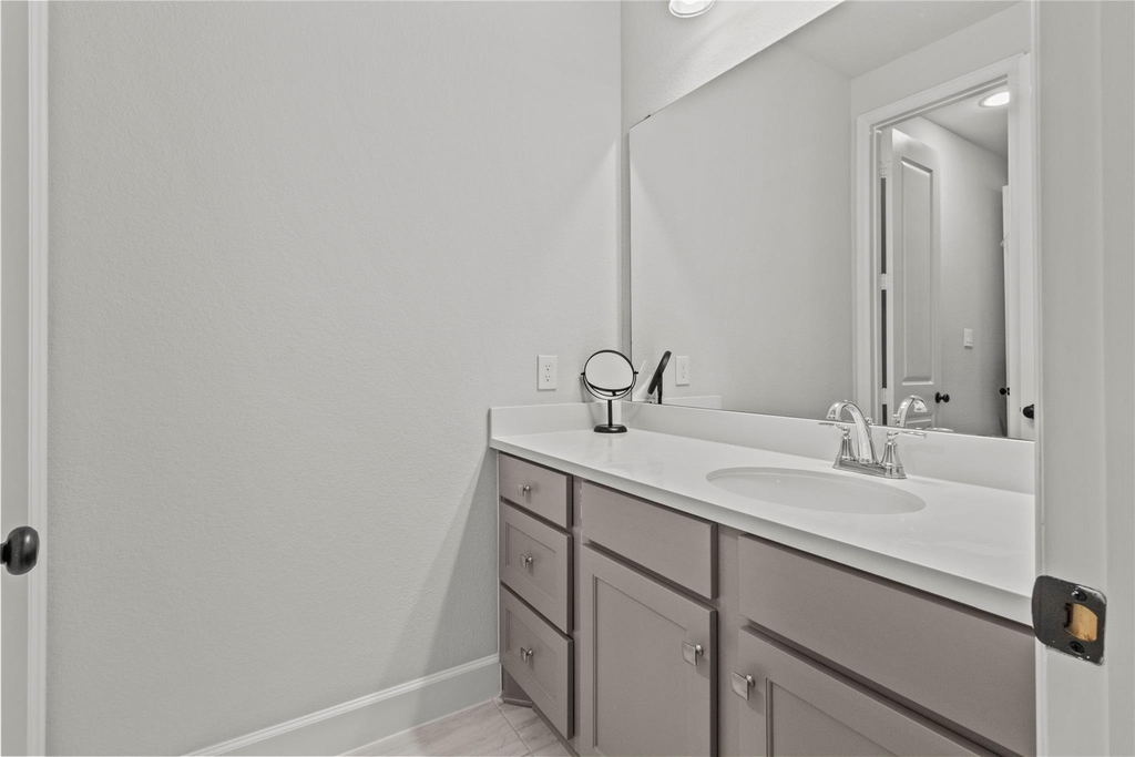 30427 Watershed Way - Photo 4