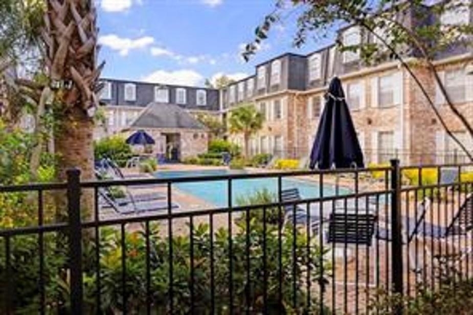 351 N Post Oak Lane - Photo 16
