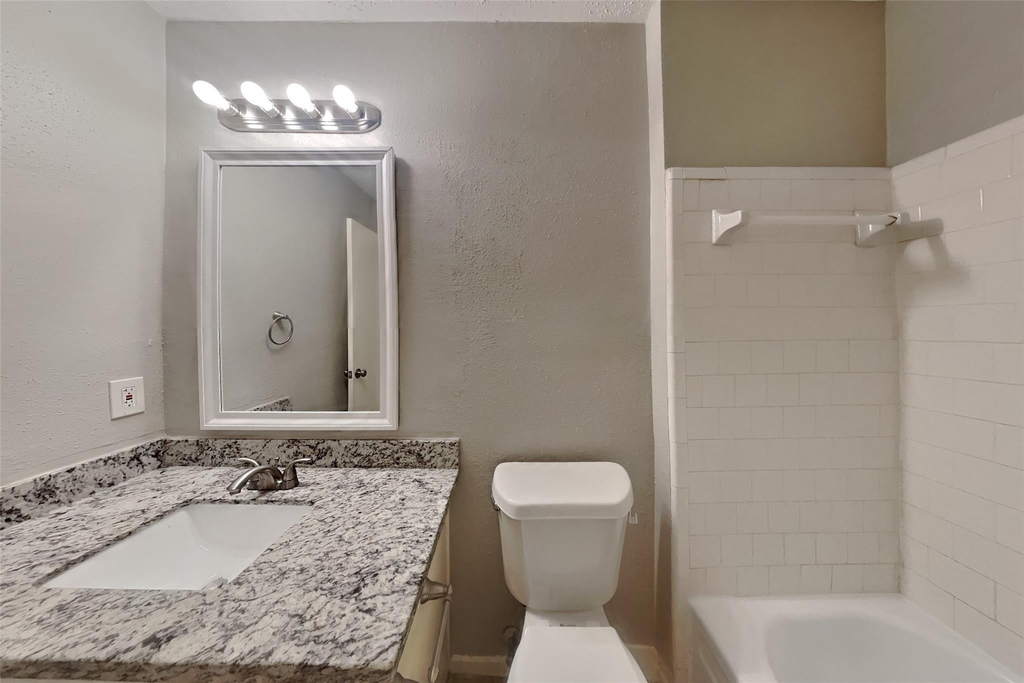 16731 Pebbleglen Drive - Photo 15