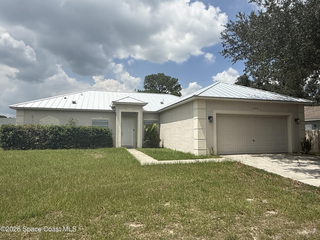 249 Emerson Drive Nw - Photo 0