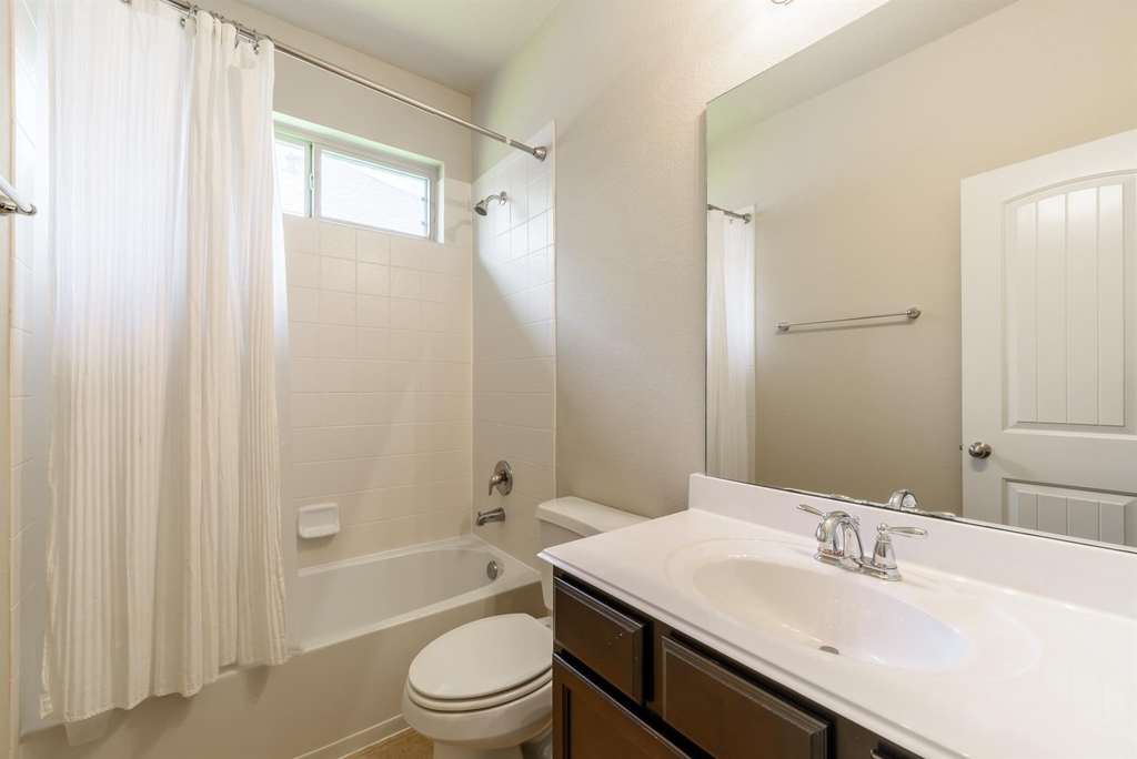 202 Black Swan Place - Photo 23