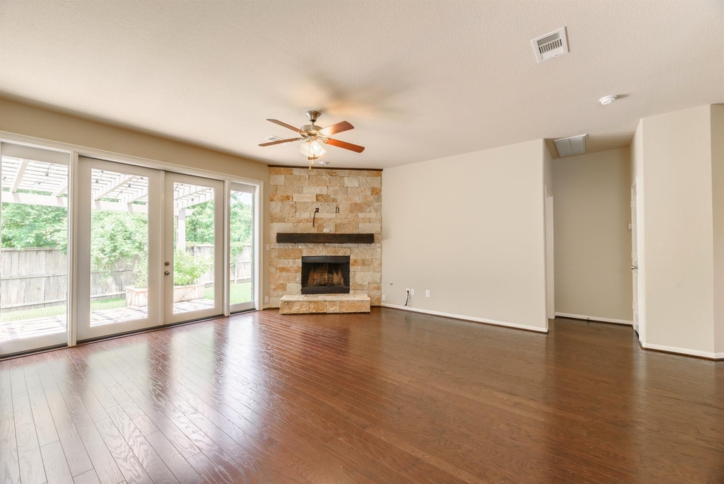 202 Black Swan Place - Photo 10