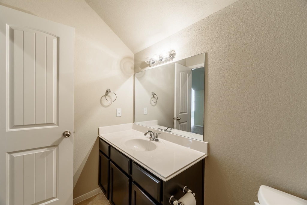 202 Black Swan Place - Photo 31