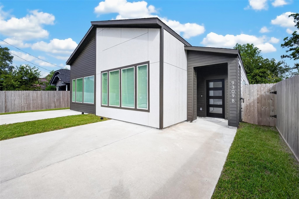 9309 Caddo Road - Photo 1