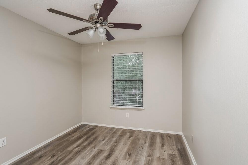 19515 Rocky Bank Drive - Photo 11