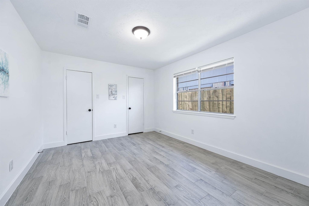 14310 Southline Road - Photo 19