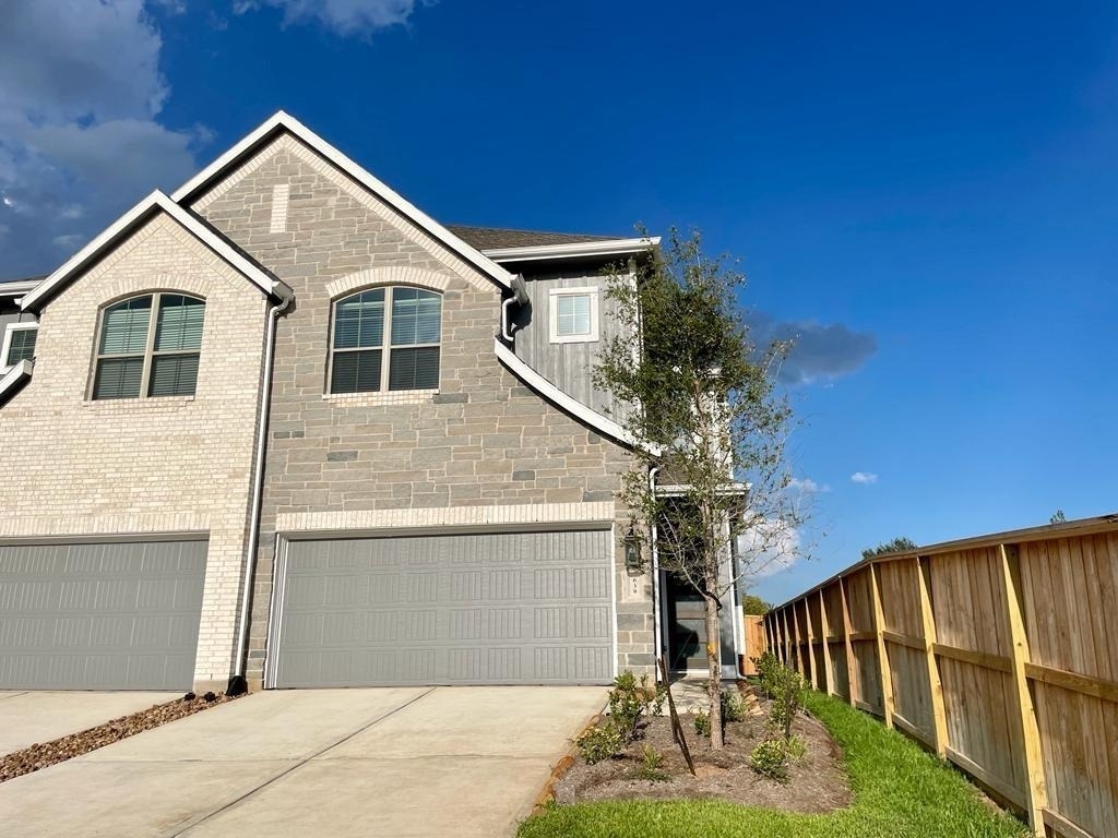 639 Silver Pear Court - Photo 0