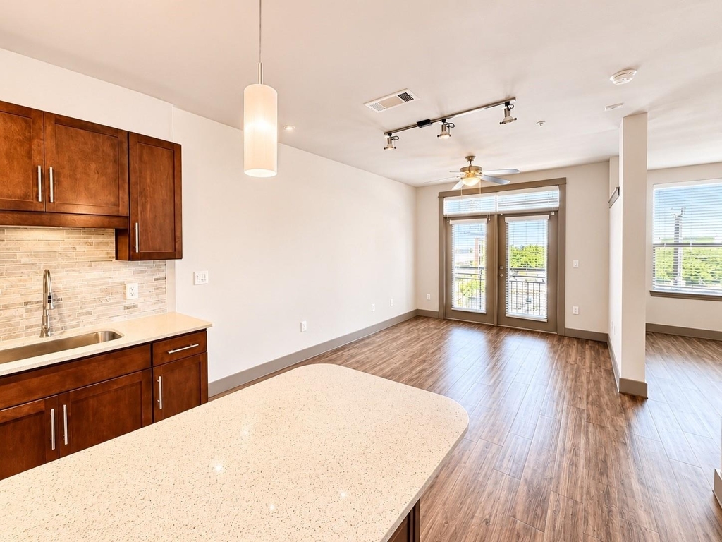 2910 Milam St Street - Photo 5