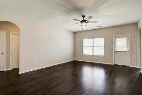 11043 Starling Creek Drive - Photo 7