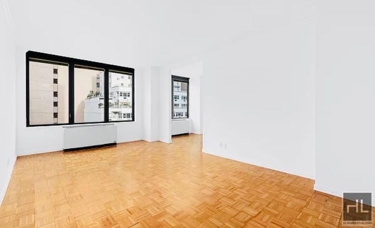 East 57th Street - Photo 3