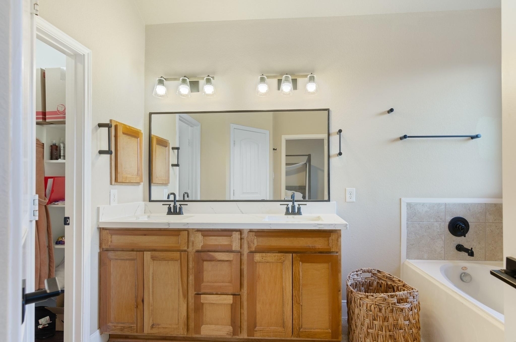 103 W Wading Pond Circle - Photo 14