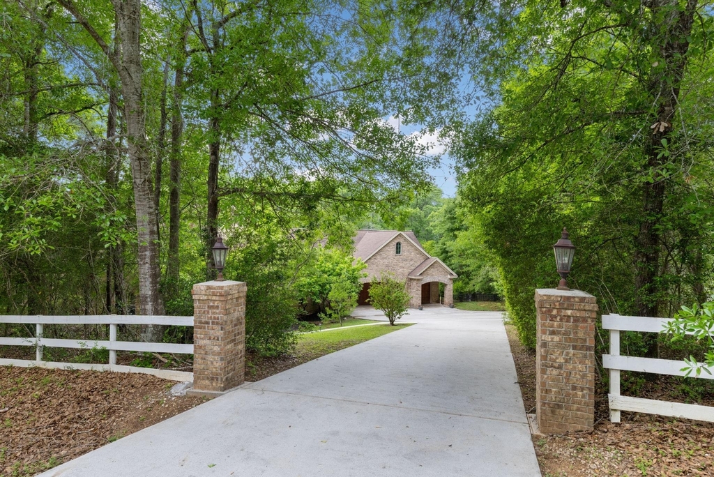 7421 Enchanted Stream Drive - Photo 1