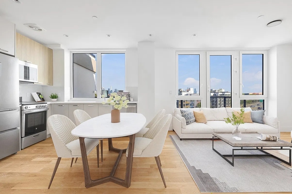 104 Frost Street - Photo 1