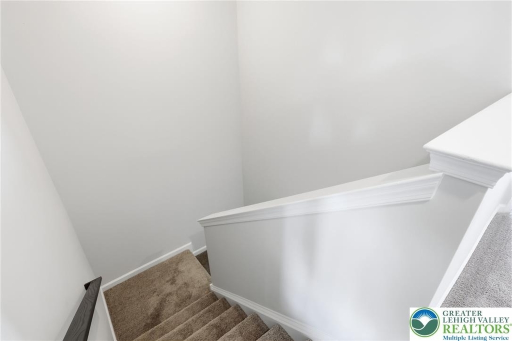 1084 Meadowlark Drive - Photo 27