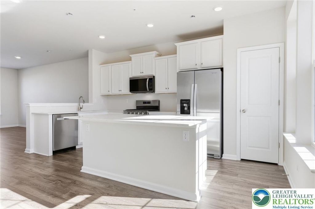 1084 Meadowlark Drive - Photo 8