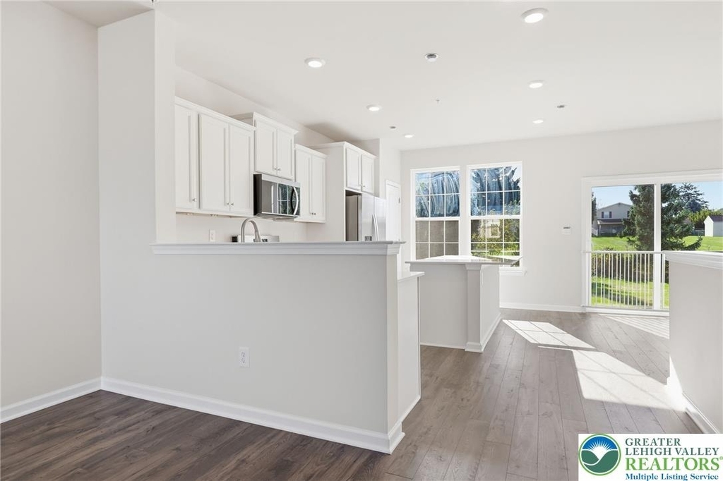 1086 Meadowlark Drive - Photo 7