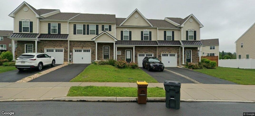 1373 Caspian Street - Photo 0