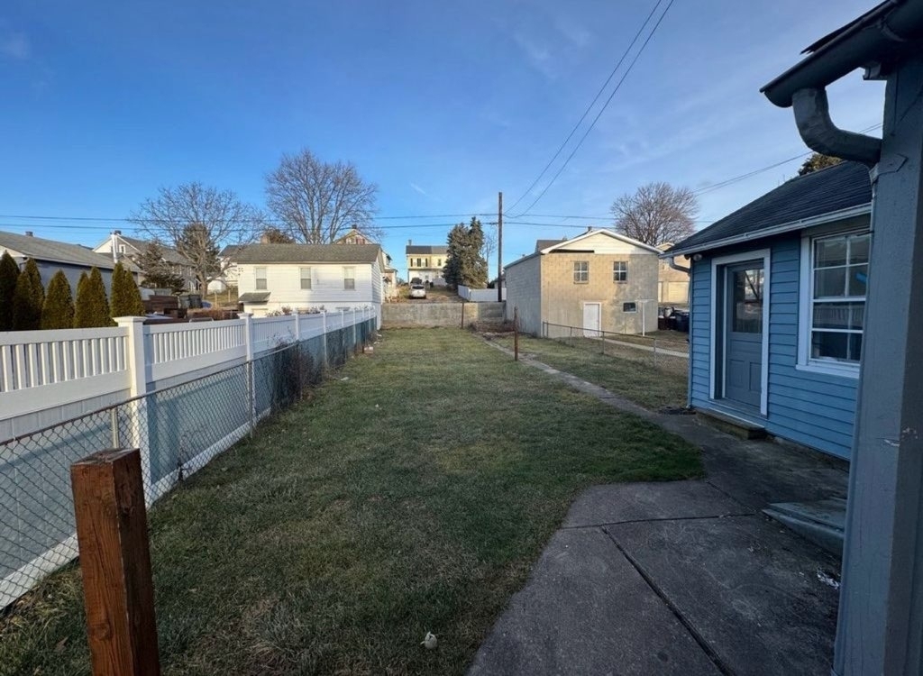 805 Washington - Photo 12