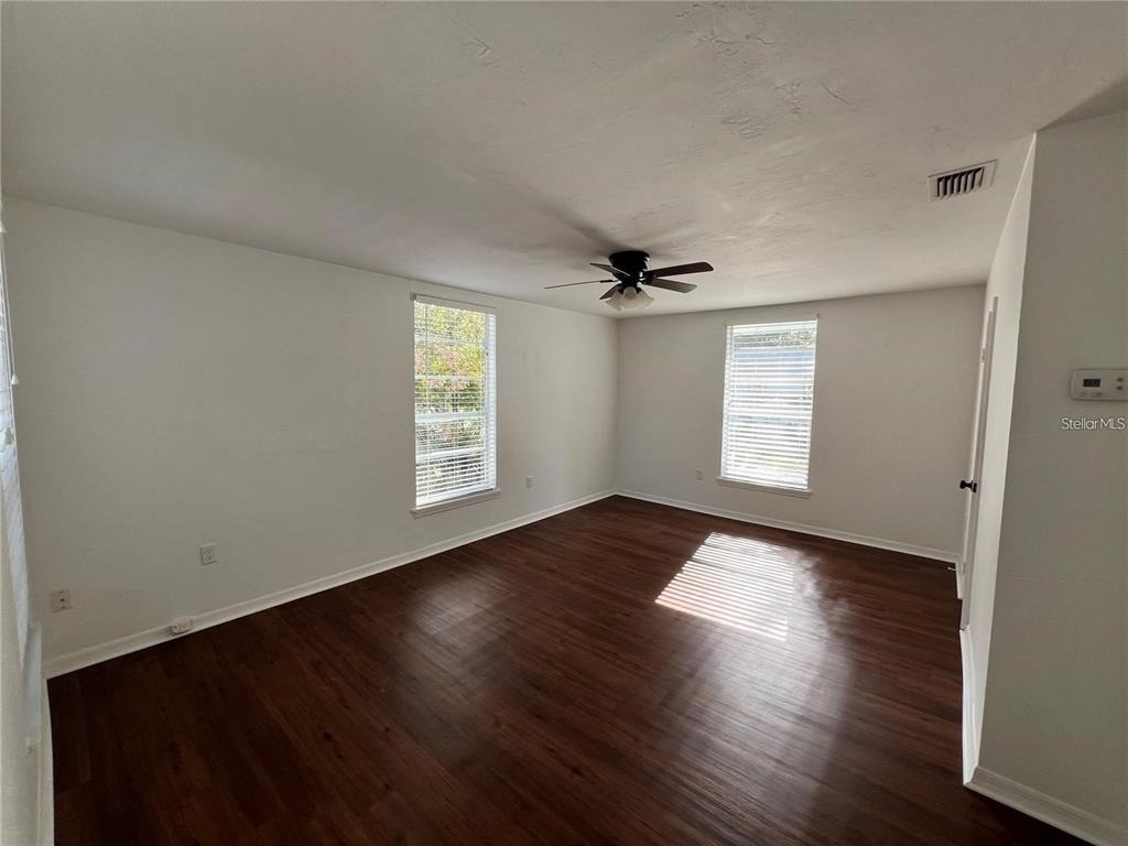 209 W Wisconsin Avenue - Photo 5