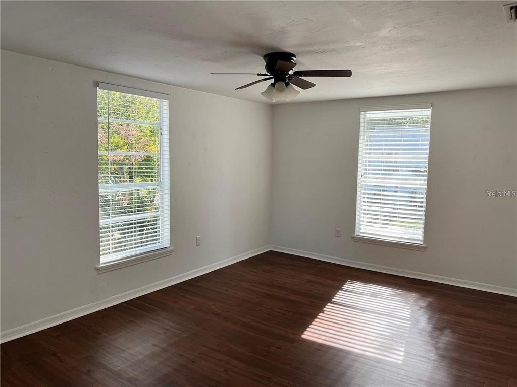 209 W Wisconsin Avenue - Photo 4