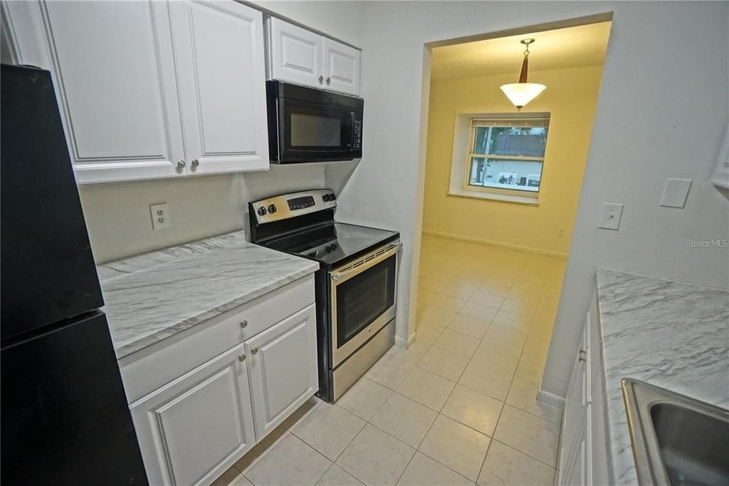 9203 Tudor Drive - Photo 6