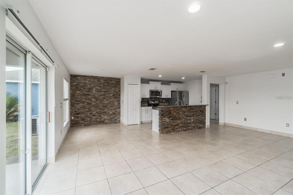 7704 Maroon Peak Drive - Photo 8