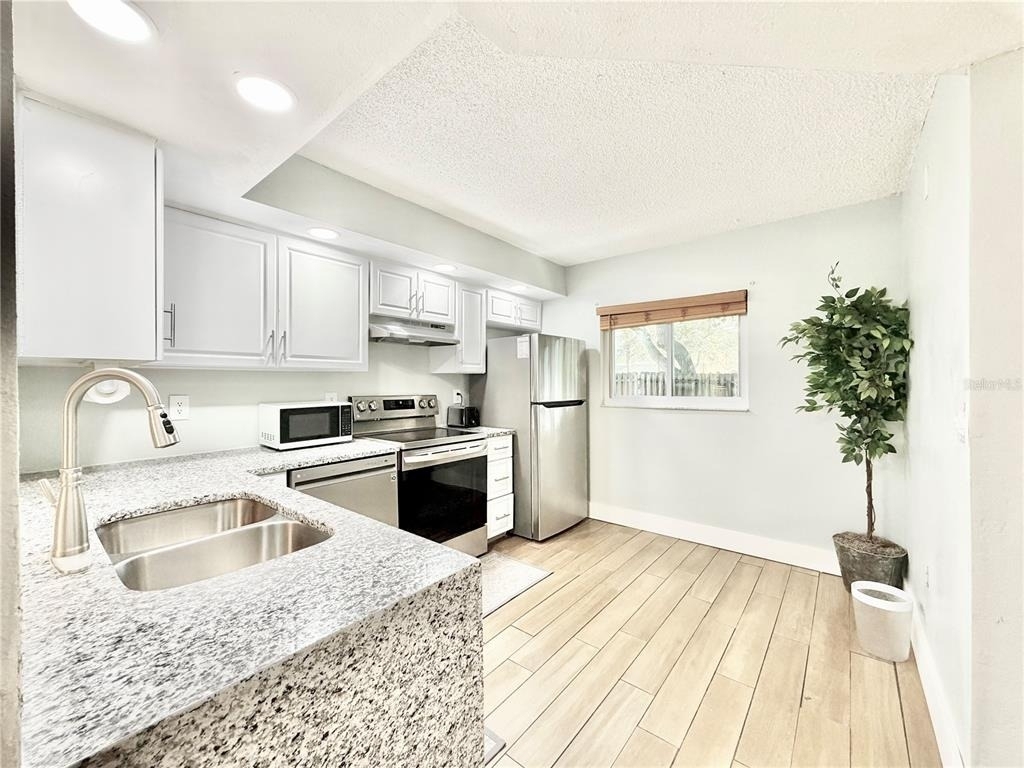 1241 S Martin Luther King Junior Avenue - Photo 17